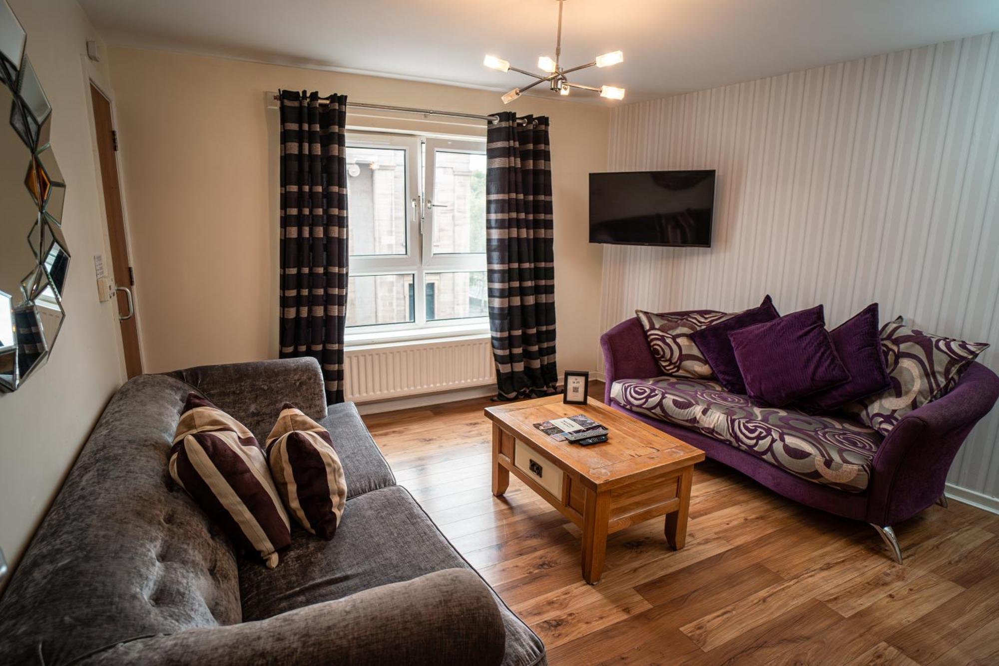 3 Bedroom Central Apartment In Belfast City Centre Exterior photo
